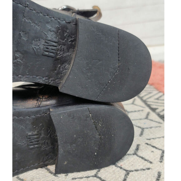 Frye Veronica Belted Short 70580 Brown Distressed Leather Ankle Boots, sz 7.5 - Picture 16 of 16